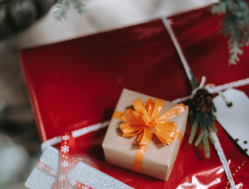 The Magic of Flocked Artificial Christmas Trees for Newborns: Soft as a Cradle!