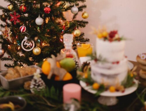 Choosing the Perfect Flocked 9-Foot Tree